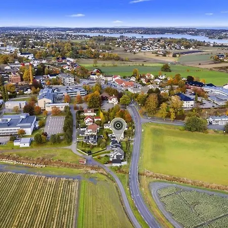 Hyggelig Enebolig Pa Notteroy, Rett Ved Golfbane Nøtterøy
