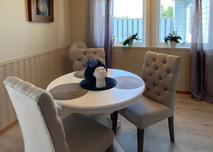 Hyggelig Enebolig Pa Notteroy, Rett Ved Golfbane Feriehus *